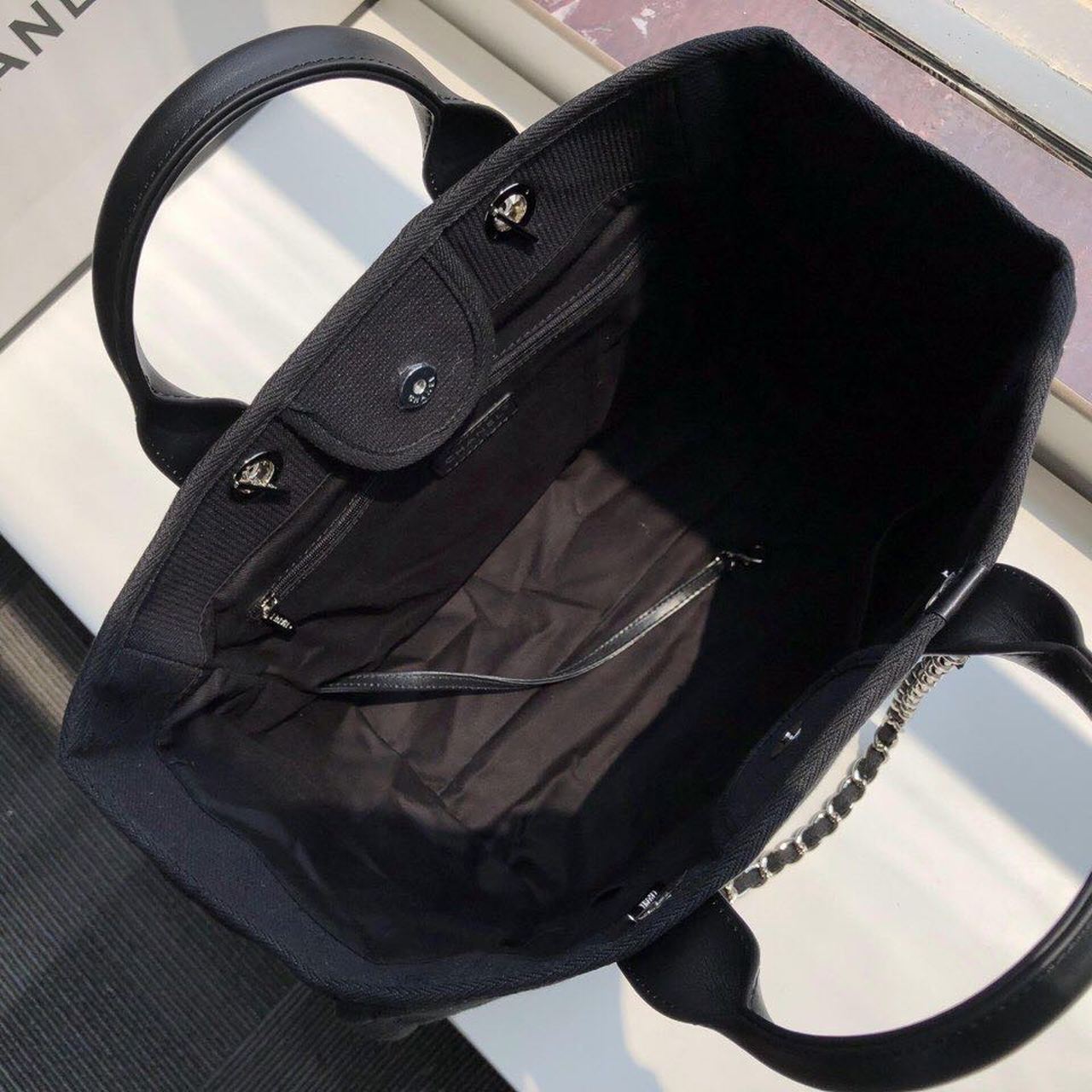 Chanel Deauville Tote 38cm Twill Canvas Bag Fall/Winter Collection Black/White – product image 10