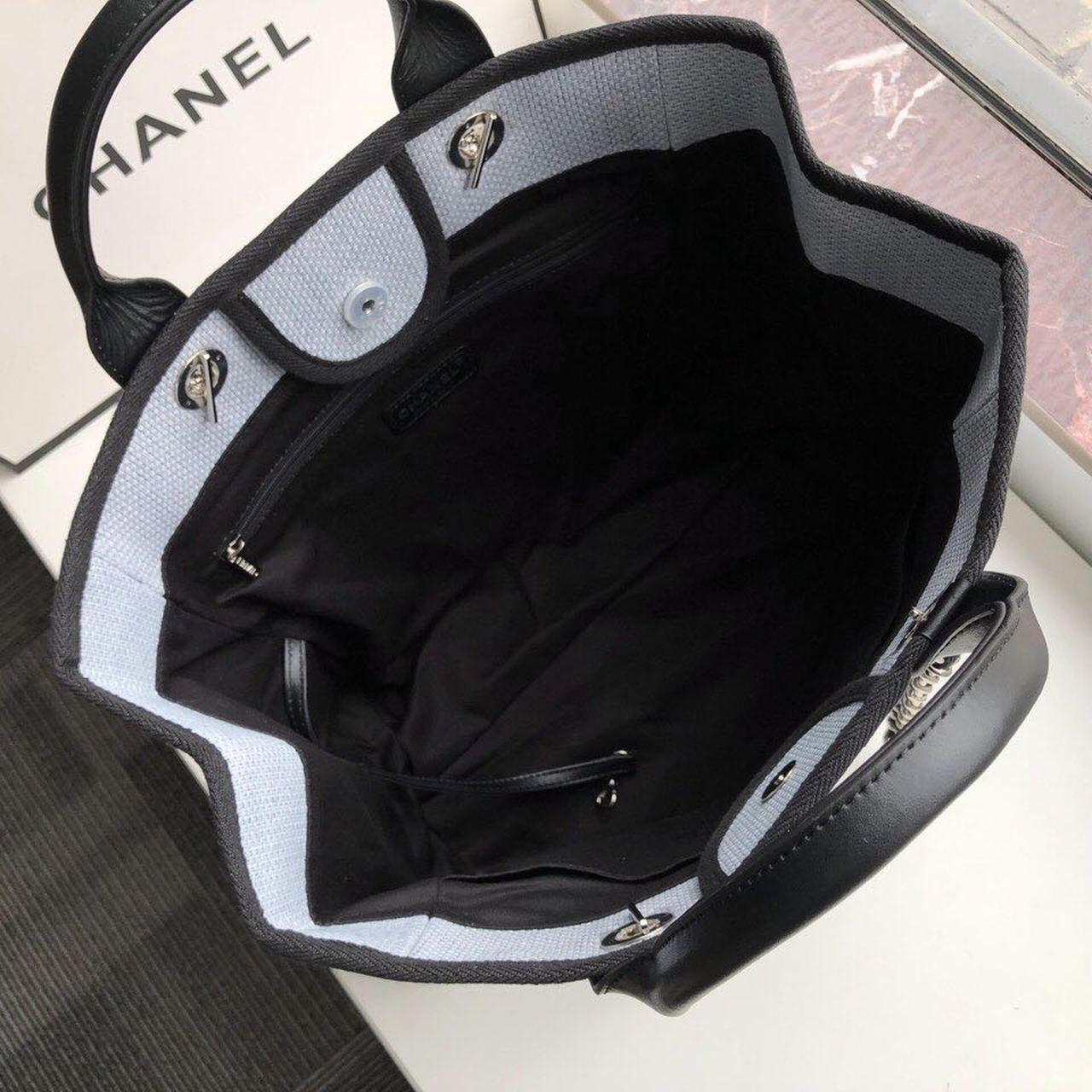 Chanel Deauville Tote 38cm Raffia Canvas Bag Fall/Winter Collection Light Blue/Black – product image 9
