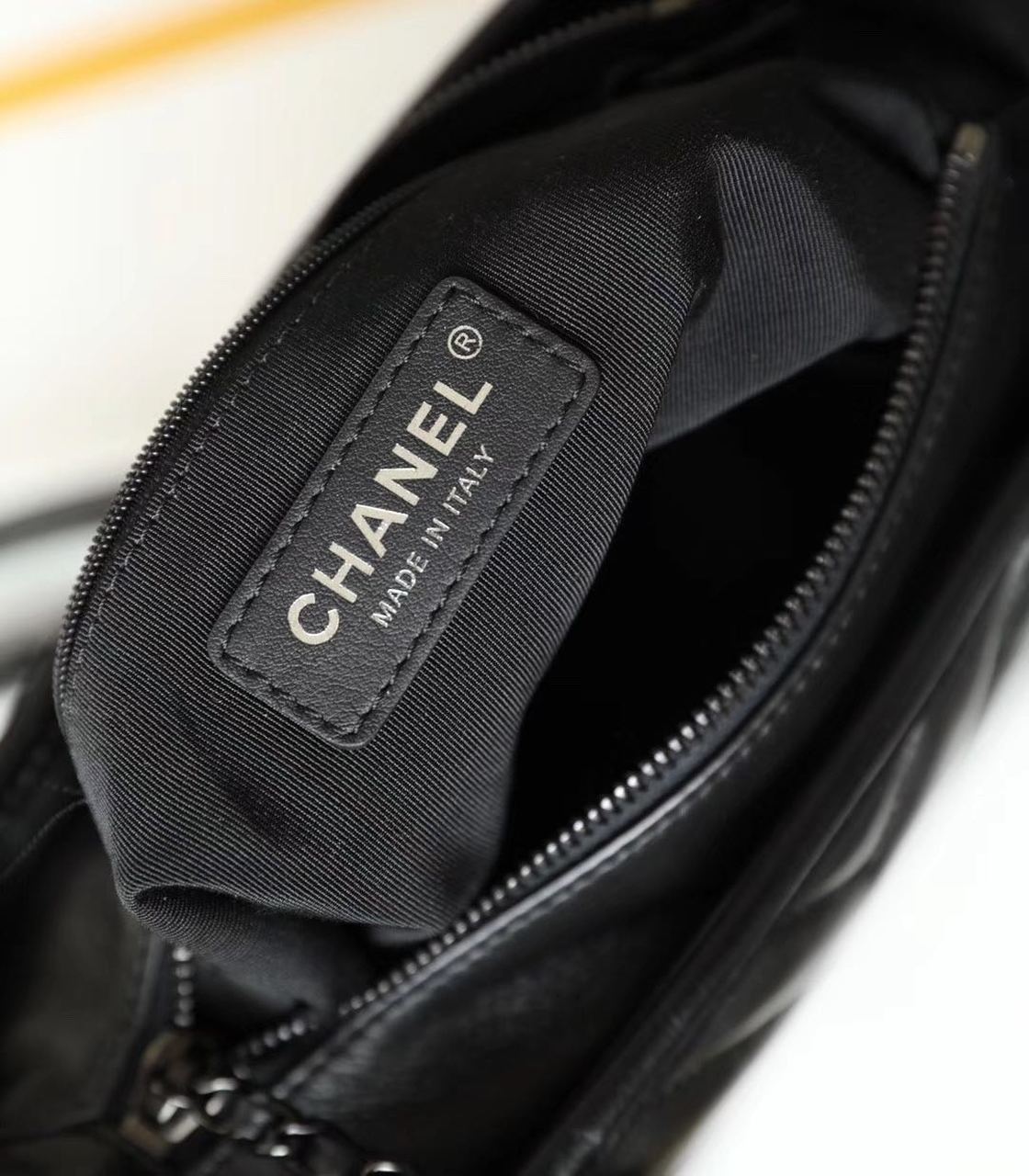 Chanel Chevron Gabrielle Hobo Bag 20cm Aged Calfskin Leather Spring/Summer Act 1 Collection, So Black – product image 11