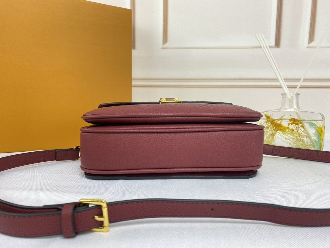 Pochette Metis 25CM Dark Red