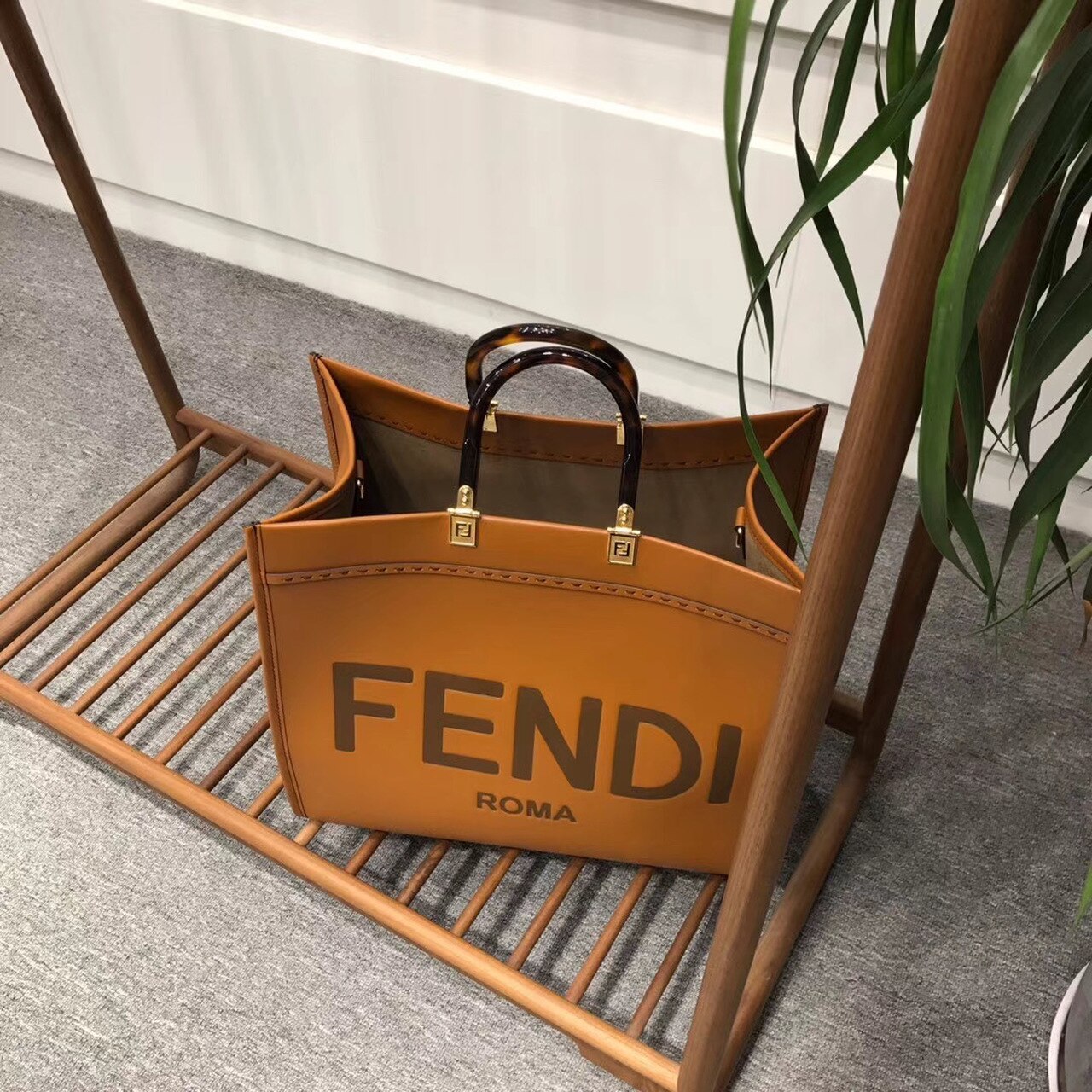 Fendi Sunshine Shopper Tote Bag 40cm Calfskin Leather Spring/Summer Collection, Brown – product image 29