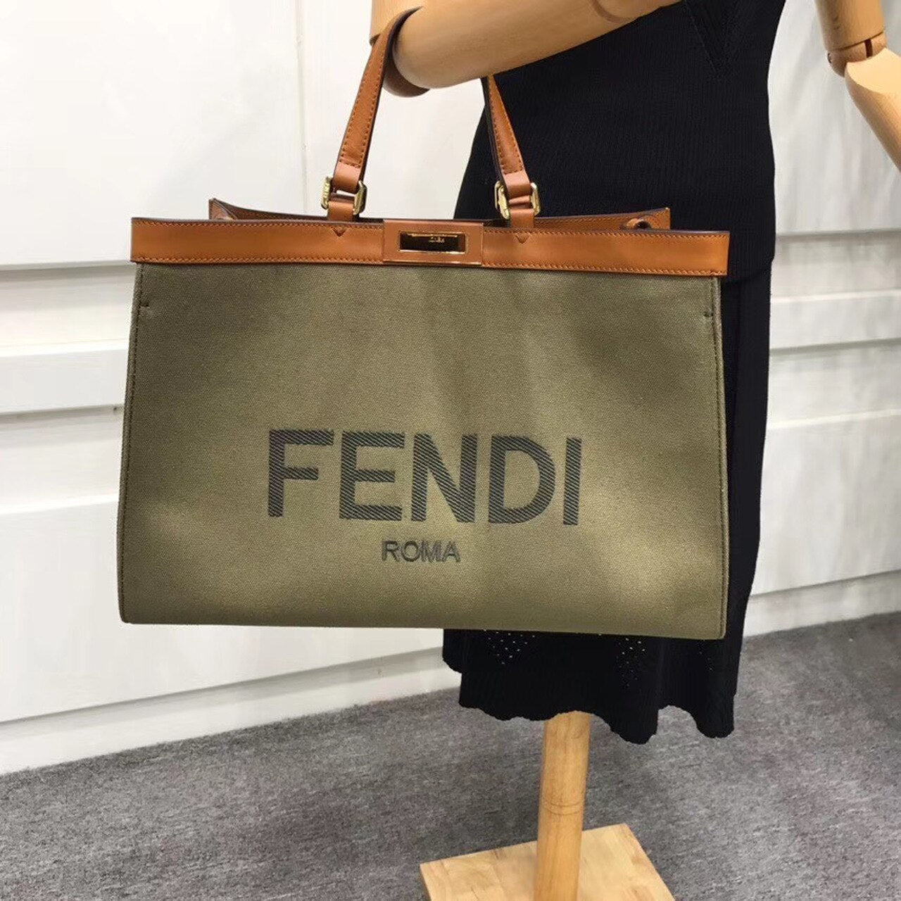 Fendi Logo Shopper Tote Bag 42cm Spring/Summer Collection, Brown – product image 9