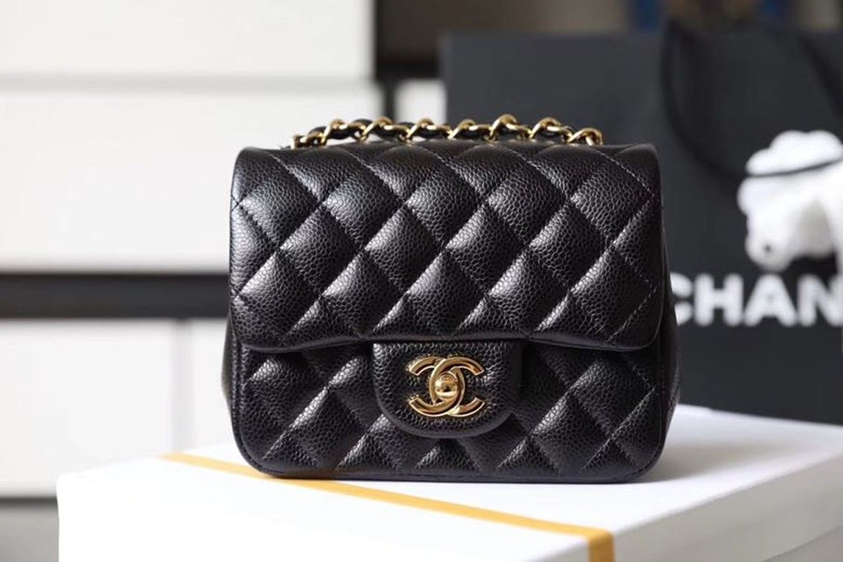 Chanel Classic Mini Flap Bag 18cm Gold Hardware Caviar Leather Spring/Summer Collection Black – product image 1