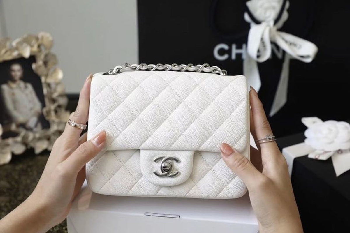 Chanel Classic Mini Flap Bag 17cm Silver Hardware Caviar Leather Spring/Summer Collection White – product image 10