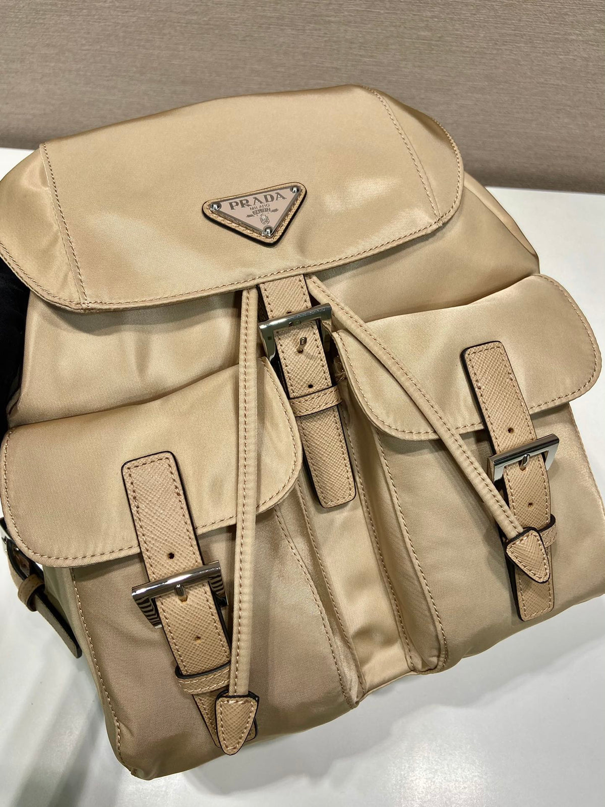 Small Backpack 28 in Shoelace Beige Parachute Fabric