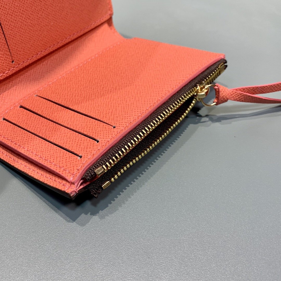 Premium Brown Leather Wallet – Card Holder
