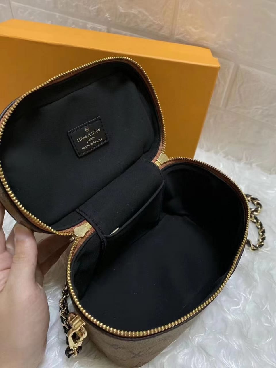 Louis Vuitton Nice BB Vanity Case Bag Monogram Reverse Canvas Fall/Winter Collection M53369, Brown – product image 5