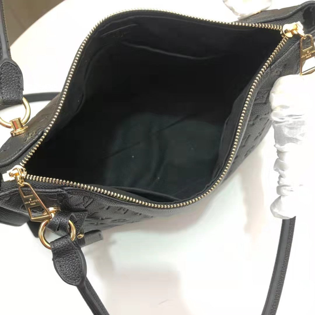 Louis Vuitton V Tote MM Bag Monogram Empreinte Canvas Spring/Summer Collection M44421 26cm Black – product image 5