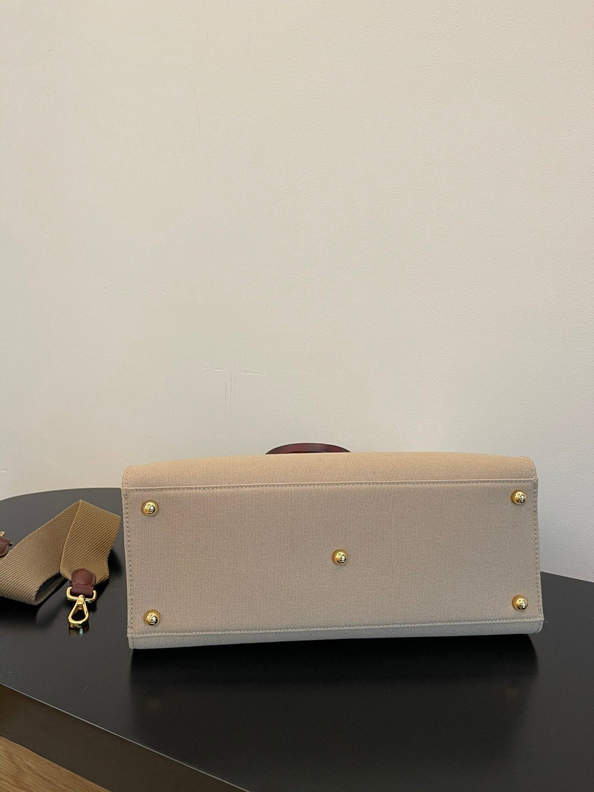 Fendi Tote Bag 35cm Beige – product image 9