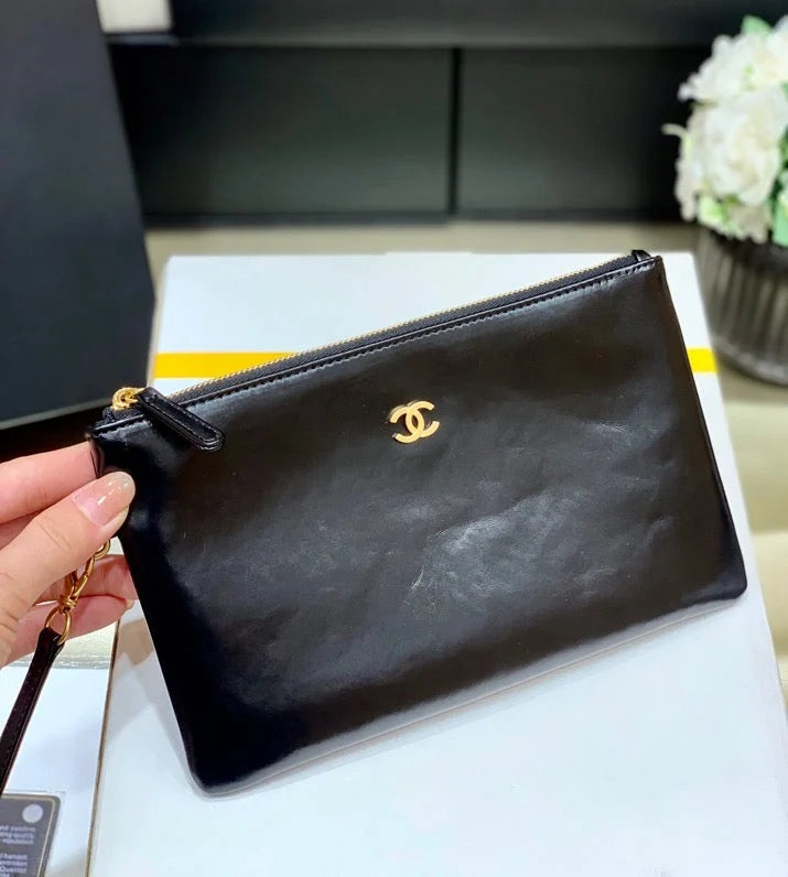 22 Large Handbag 41cm Black