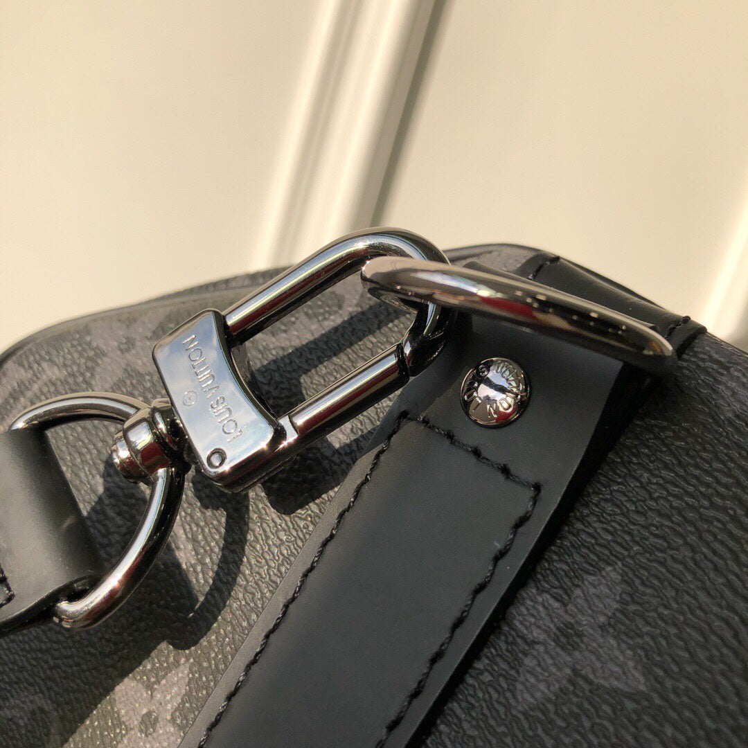 Louis Vuitton Luggage Bag Monogram 50cm Black – product image 9