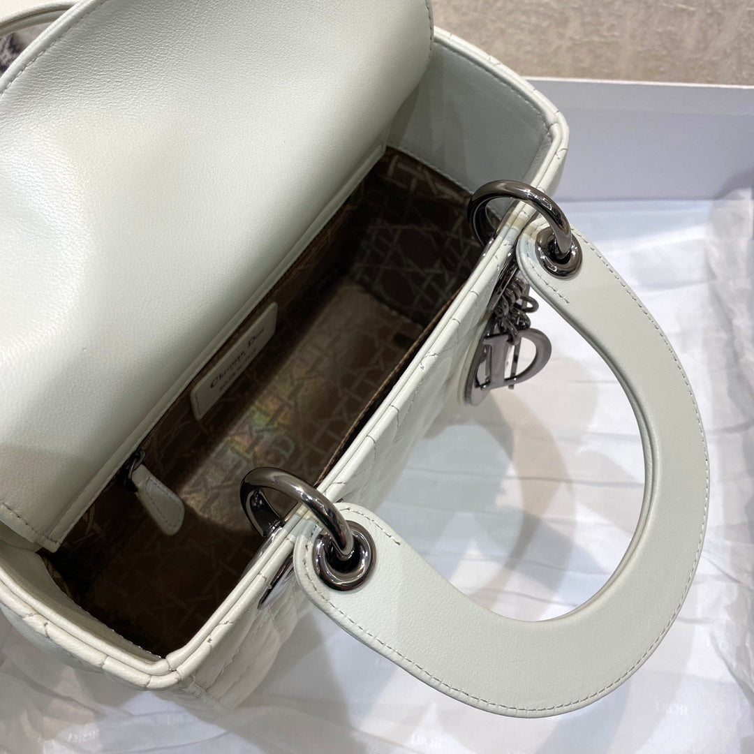 Christian Dior Lady Dior Bag Metal Hardware Spring Collection 20cm White – product image 9