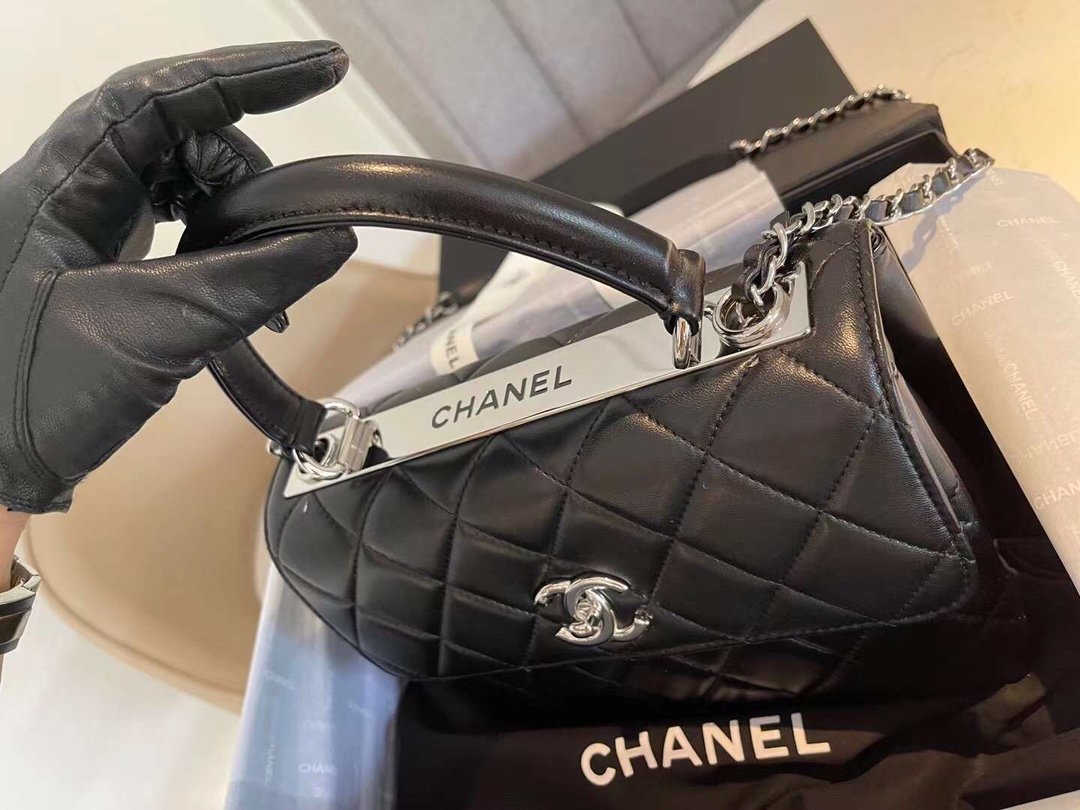 Chanel Classic Flap Bag Silver Hardware 25cm Black – product image 9