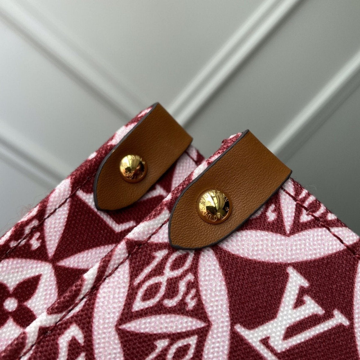 Since 1854 Onthego GM Bordeaux Red Textile