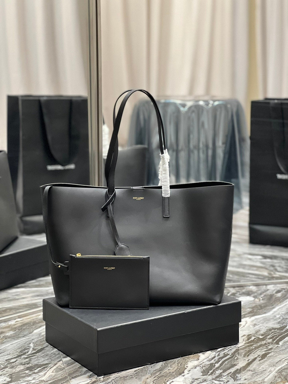 Saint Laurent Shopping Tote Bag With Gold Hardware 38cm – product image 1