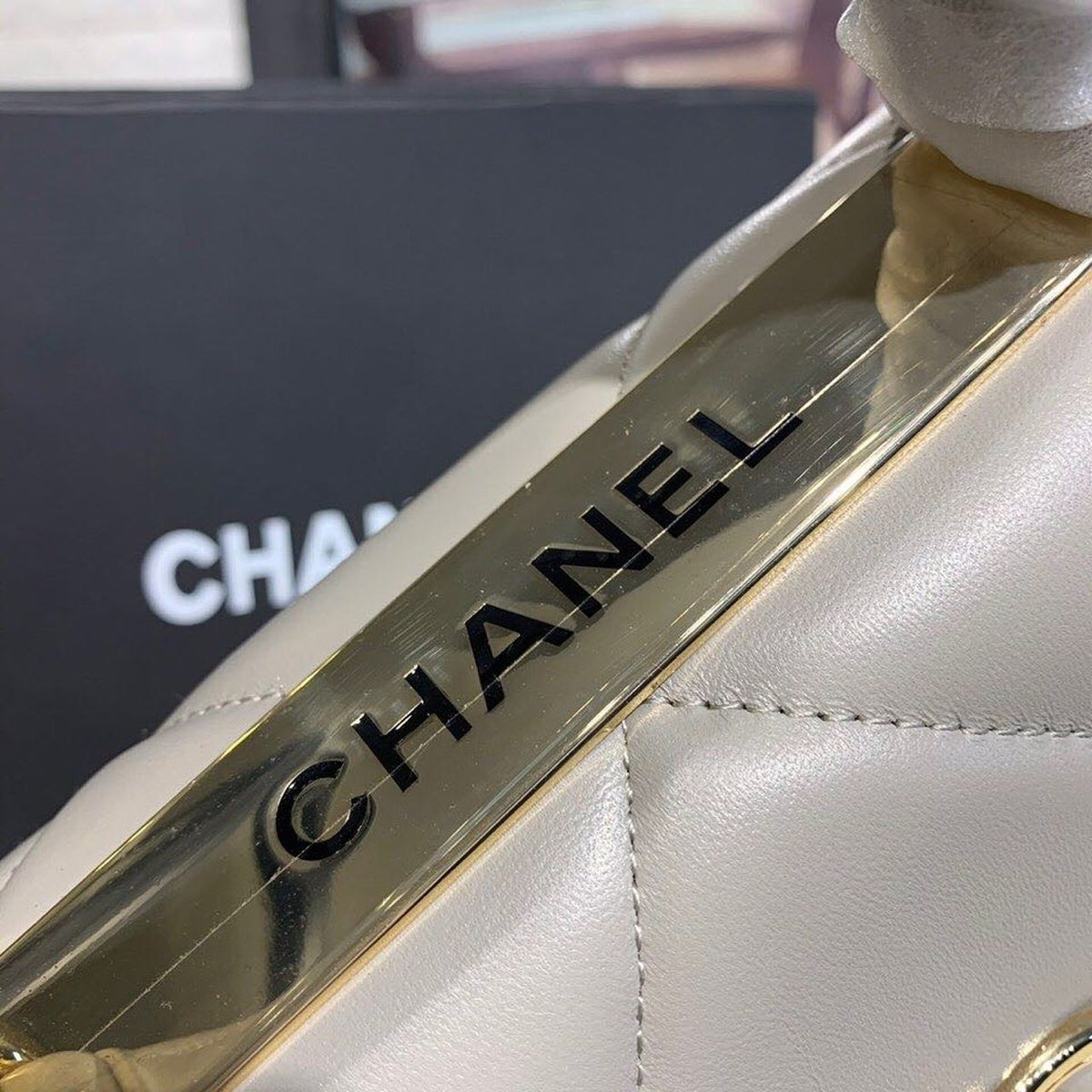 Chanel Trendy CC Maxi Top Handle Bag 25cm Lambskin Leather Fall/Winter Act 1 Collection Grey – product image 11