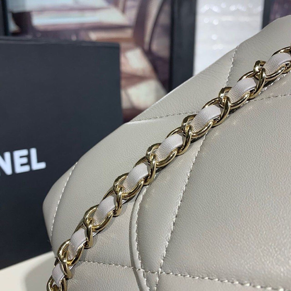Chanel Trendy CC Maxi Top Handle Bag 25cm Lambskin Leather Fall/Winter Act 1 Collection Grey – product image 10