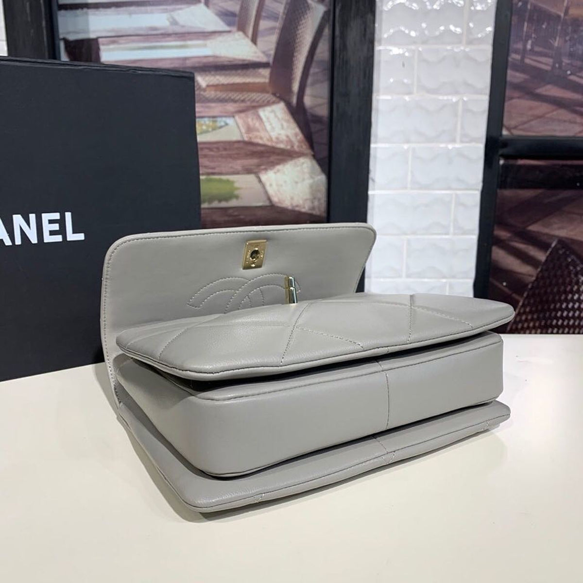 Chanel Trendy CC Maxi Top Handle Bag 25cm Lambskin Leather Fall/Winter Act 1 Collection Grey – product image 9