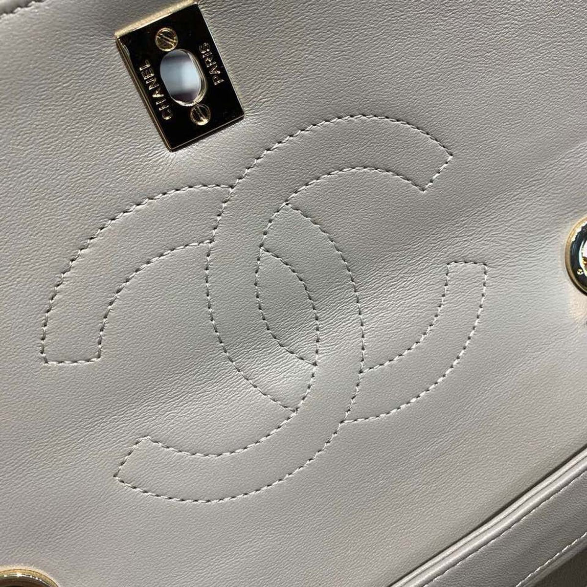 Chanel Trendy CC Maxi Top Handle Bag 25cm Lambskin Leather Fall/Winter Act 1 Collection Grey – product image 15