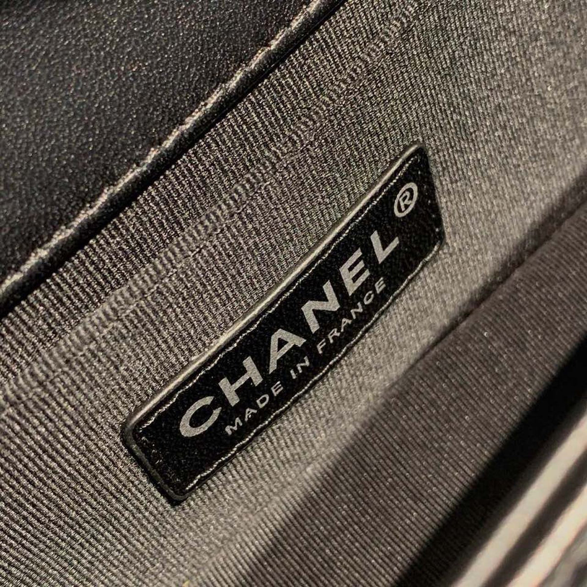 Chanel Quilted Boy Bag 20cm Lambskin Leather Antique Silver Hardware Fall/Winter Act 1 Collection Black – product image 15