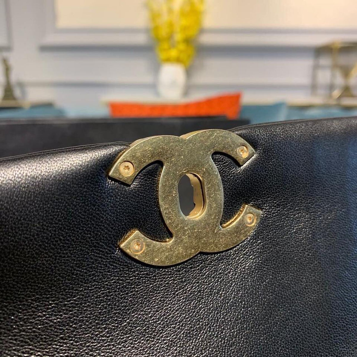 Chanel 19 Flap Bag 30cm Goatskin Leather Fall/Winter Act 1 Collection Black – product image 8