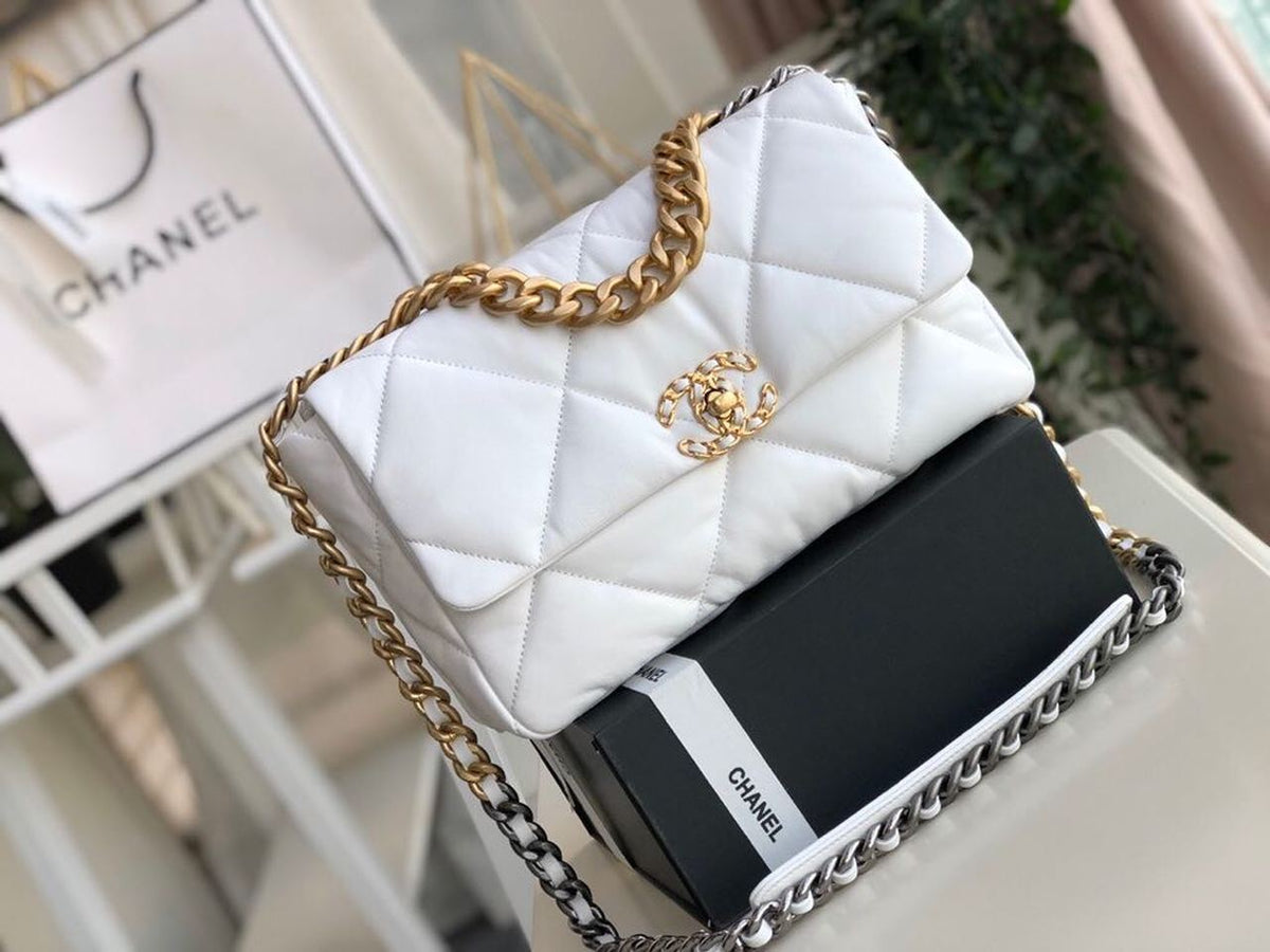 Chanel 19 Flap Bag 30cm Goatskin Leather Fall/Winter Act 1 Collection, White – product image 4