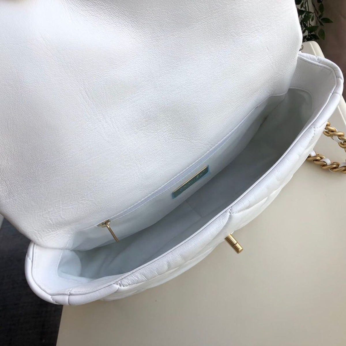 Chanel 19 Flap Bag 30cm Goatskin Leather Fall/Winter Act 1 Collection, White – product image 10