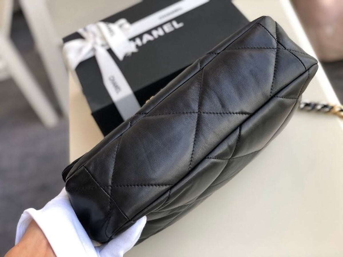 Chanel 19 Flap Bag 30cm Goatskin Leather Fall/Winter Act 1 Collection, Black – product image 4