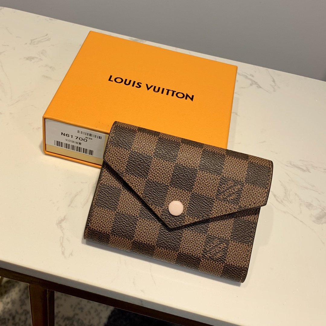 Premium Leather Wallet – Brown | Card Holder