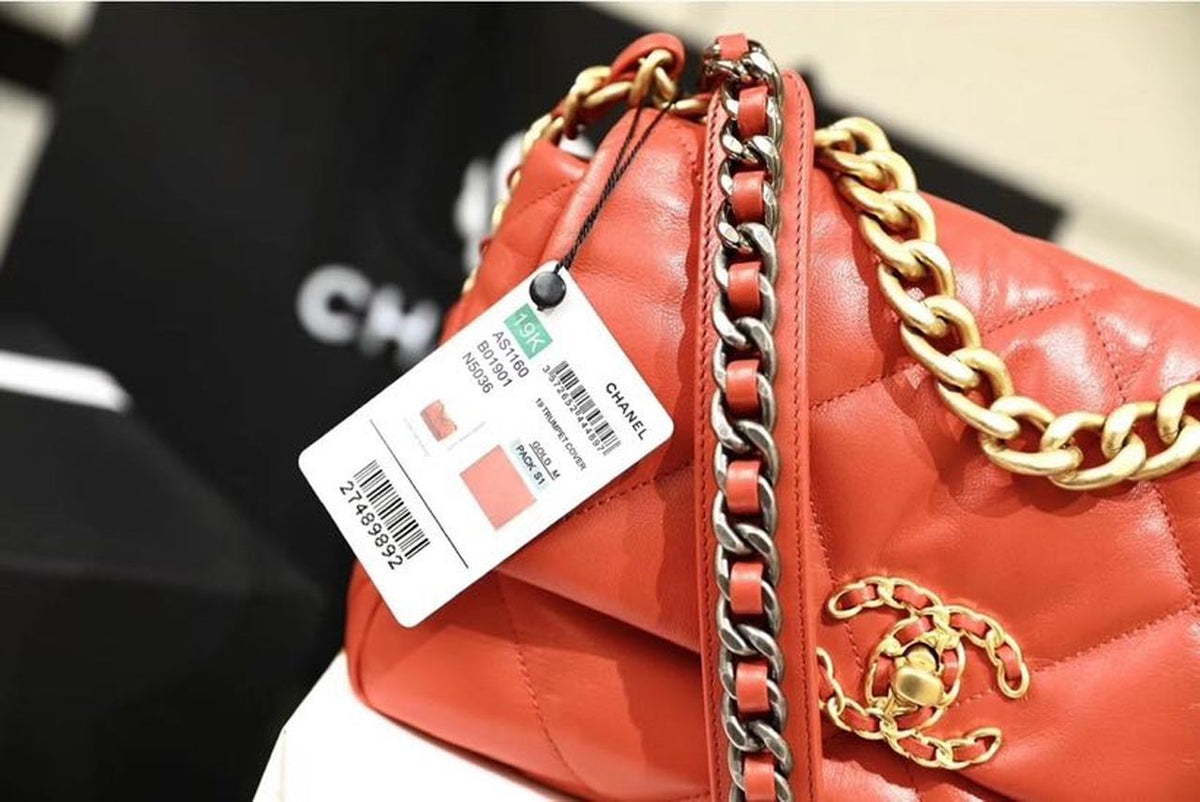 Chanel 19 Flap Bag 26cm Goatskin Leather Spring/Summer Act 1 Collection, Red – product image 4