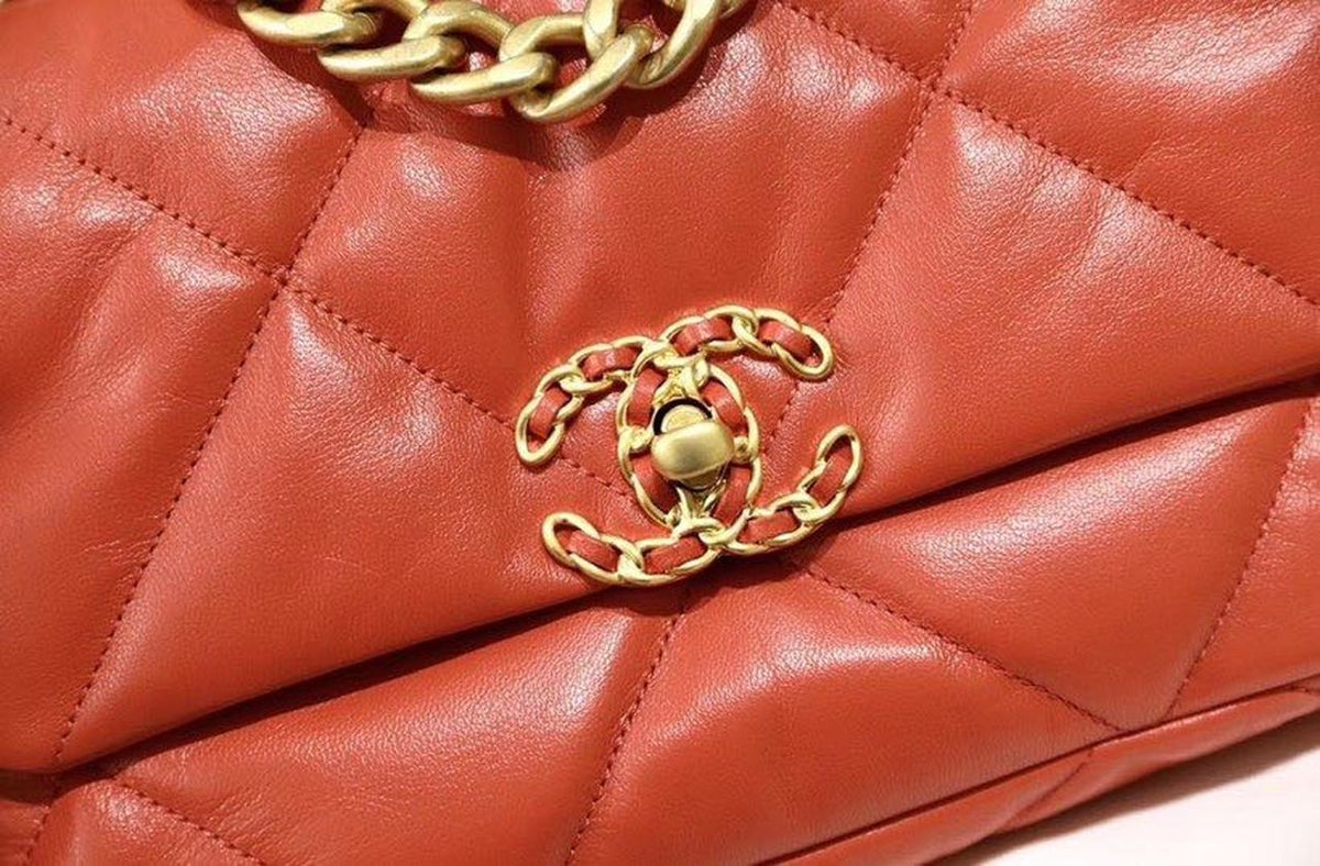 Chanel 19 Flap Bag 26cm Goatskin Leather Spring/Summer Act 1 Collection, Red – product image 10