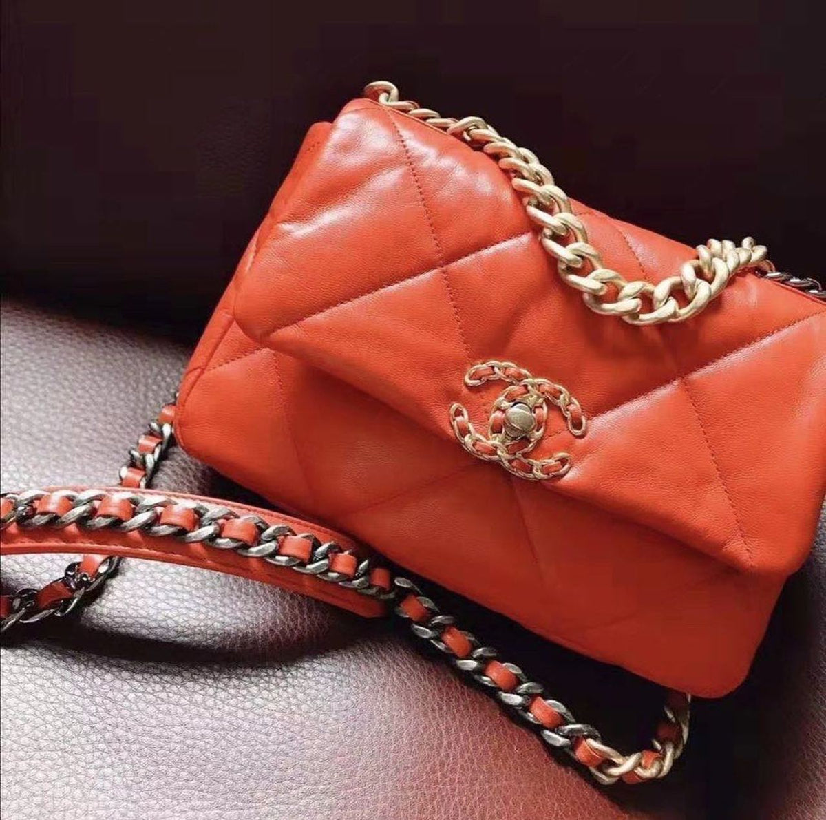 Chanel 19 Flap Bag 26cm Goatskin Leather Spring/Summer Act 1 Collection, Red – product image 17