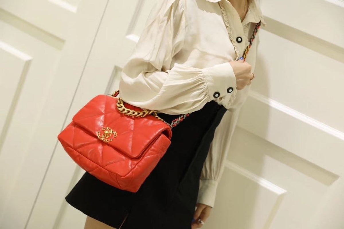 Chanel 19 Flap Bag 26cm Goatskin Leather Spring/Summer Act 1 Collection, Red – product image 18