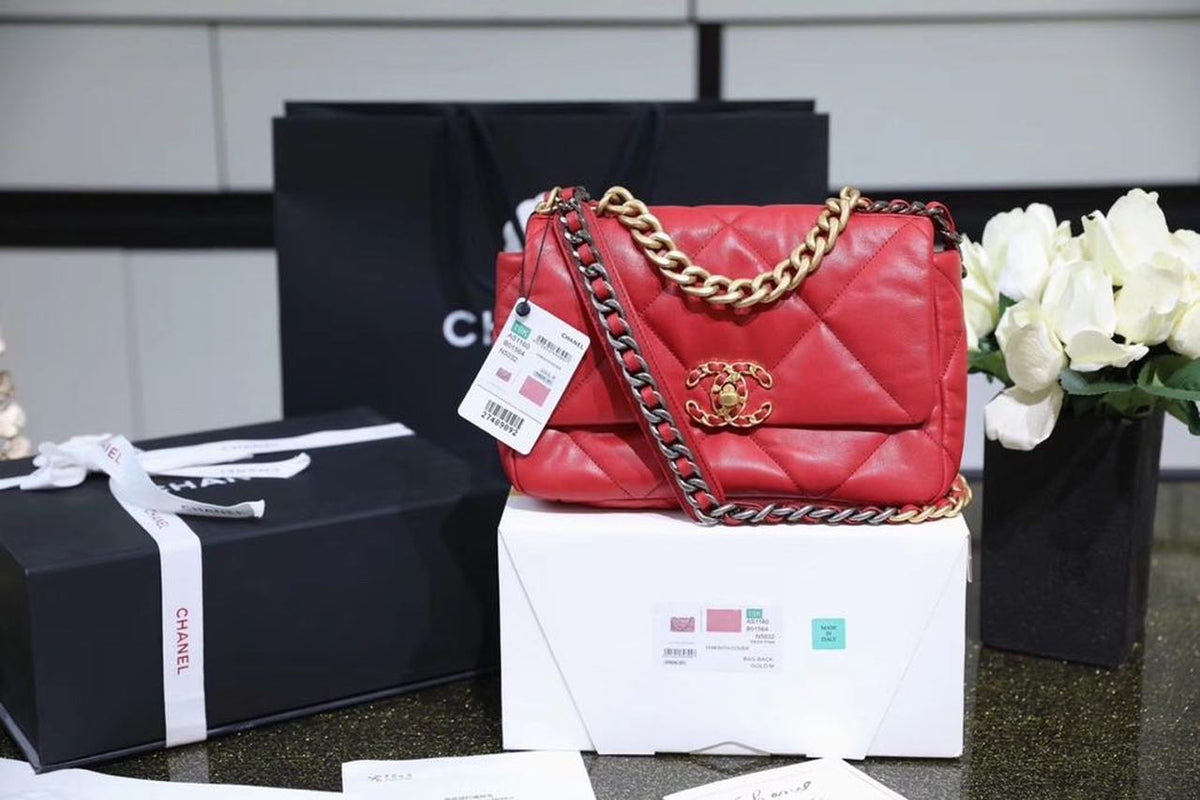 Chanel 19 Flap Bag 26cm Goatskin Leather Spring/Summer Act 1 Collection, Red – product image 12