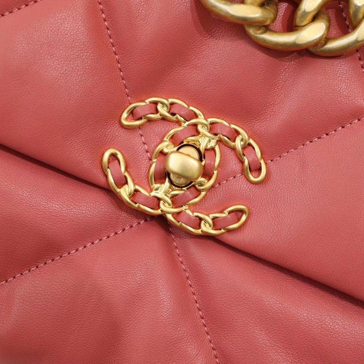 Chanel 19 Flap Bag 26cm Goatskin Leather Spring/Summer Act 1 Collection, Rose Pink – product image 8