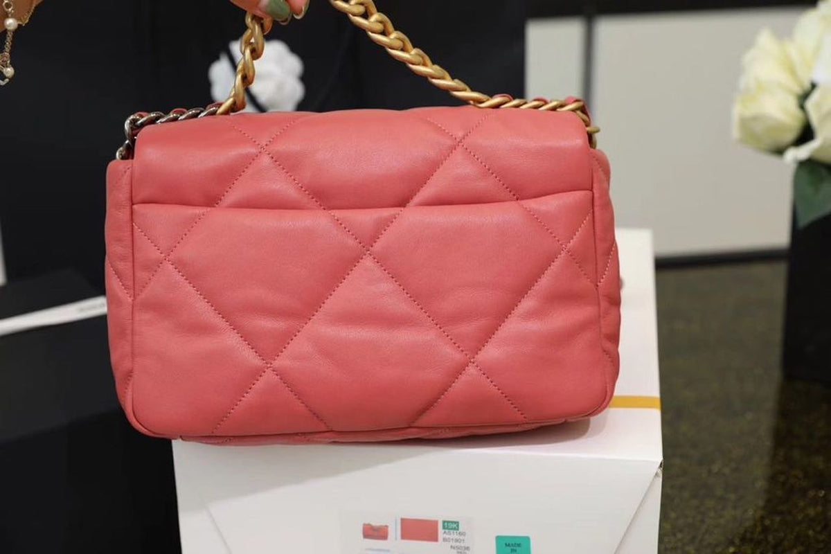 Chanel 19 Flap Bag 26cm Goatskin Leather Spring/Summer Act 1 Collection, Rose Pink – product image 15