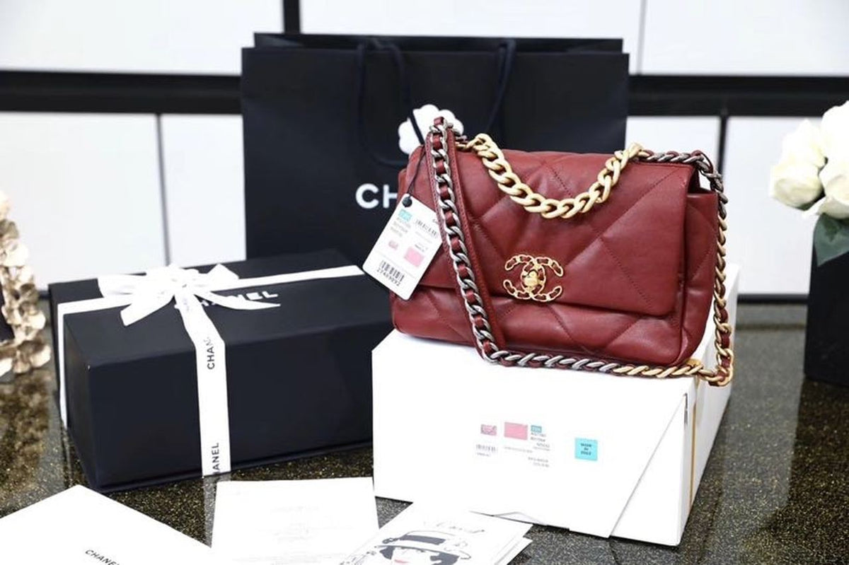 Chanel 19 Flap Bag 26cm Goatskin Leather Spring/Summer Act 1 Collection, Bordeaux – product image 9