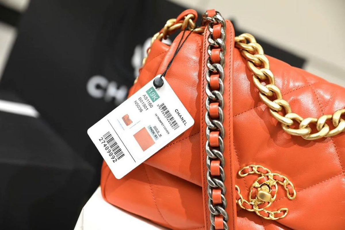 Chanel 19 Flap Bag 26cm Goatskin Leather Spring/Summer Act 1 Collection, Orange – product image 6