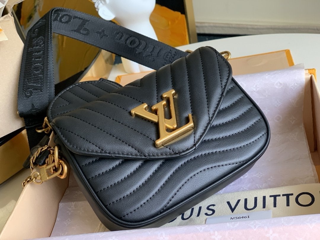 Multi-pochette Black Calfkin 19CM Cross Body Bag