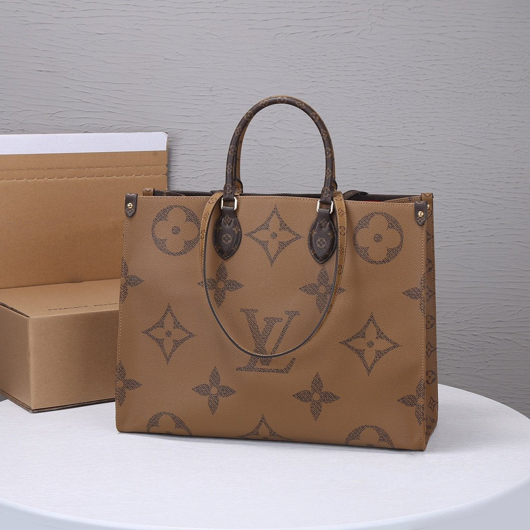 Onthego GM 41CM Monogram Giant Canvas