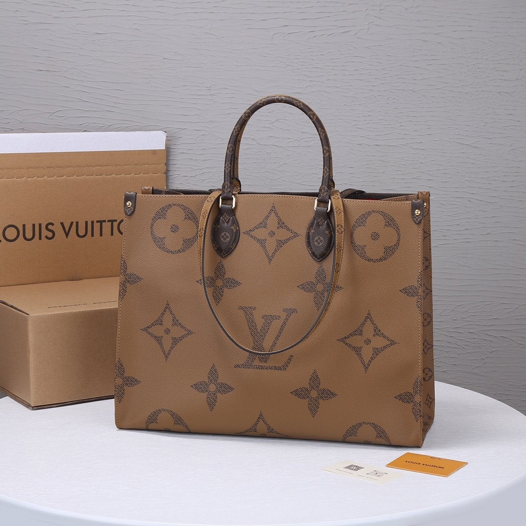 Onthego GM 41CM Monogram Giant Canvas