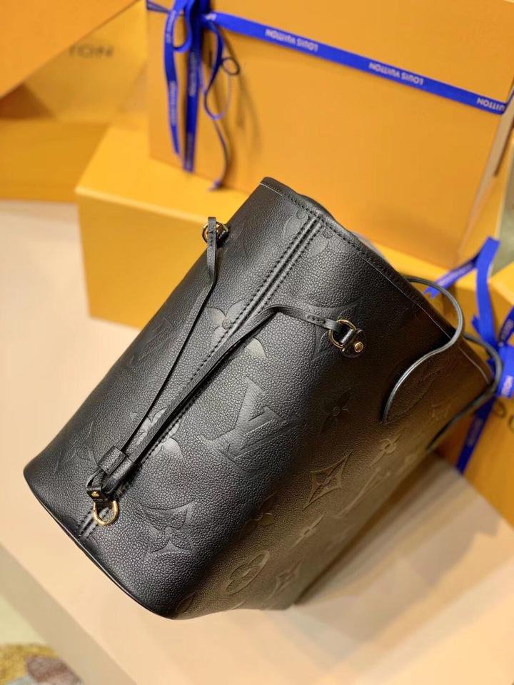 Neverfull MM 32 Black Embossed Cowhide Leather