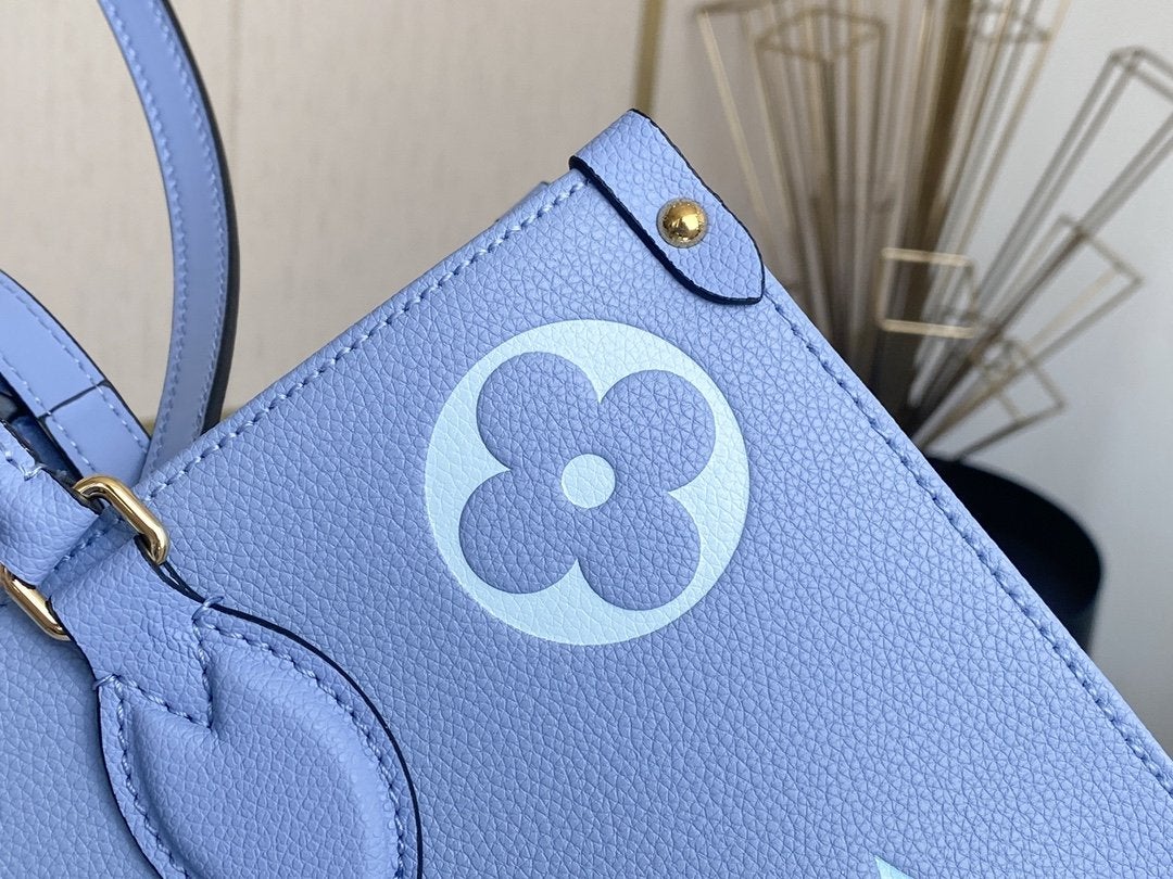 Onthego MM 35CM Summer Blue Embossed Grained Cowhide
