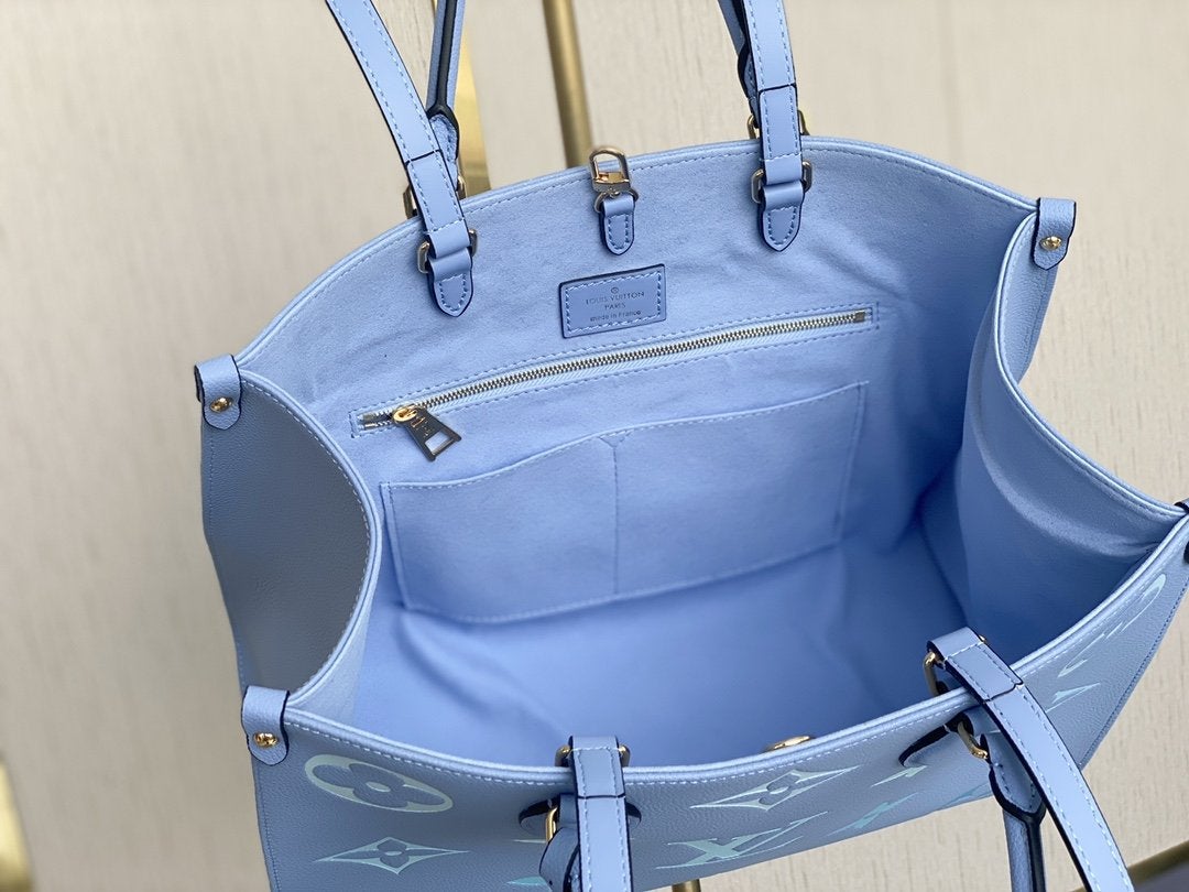 Onthego MM 35CM Summer Blue Embossed Grained Cowhide