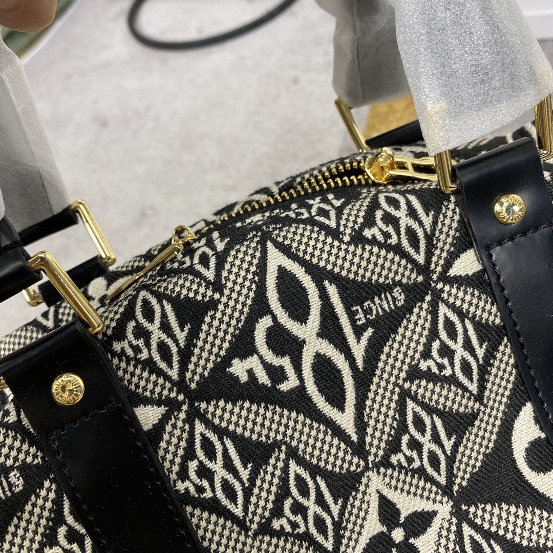 LV Keepall Bandoulière 45 1854 Jacquard Gray