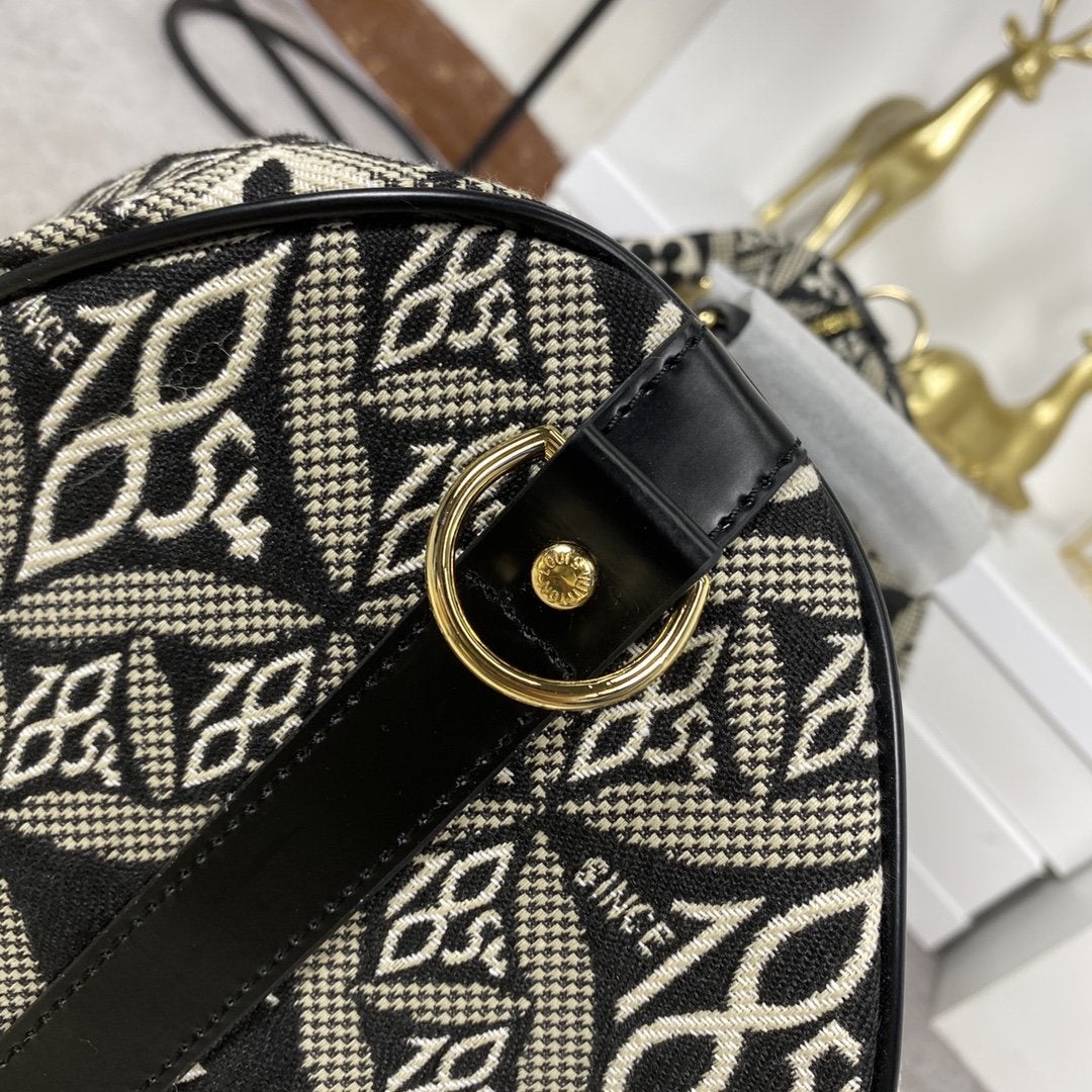 LV Keepall Bandoulière 45 1854 Jacquard Gray