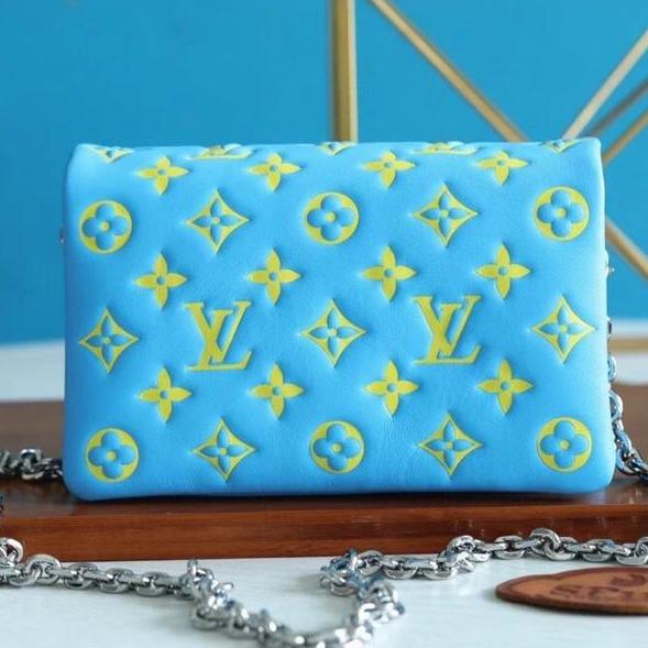 Pochette Coussin 20 Mint Green Yellow Monogram Lambskin