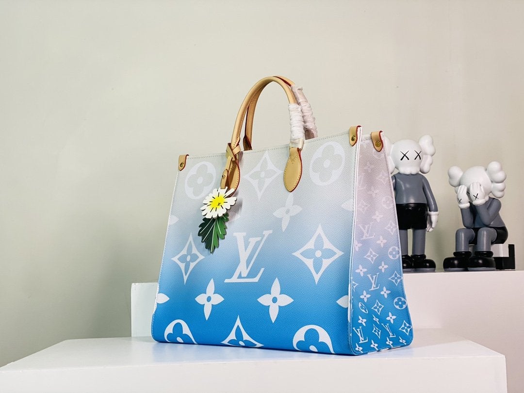Onthego GM 41 Blue Monogram Giant Coated Canvas
