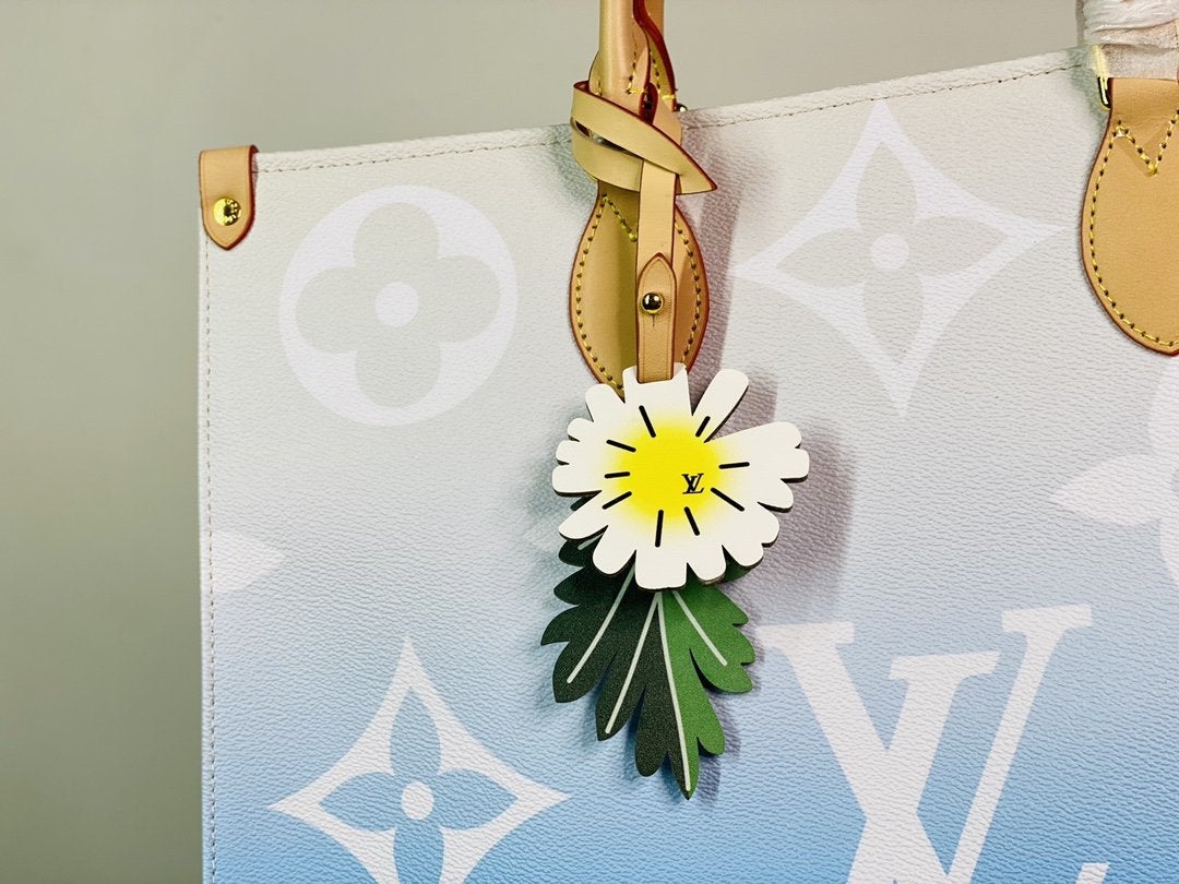 Onthego GM 41 Blue Monogram Giant Coated Canvas