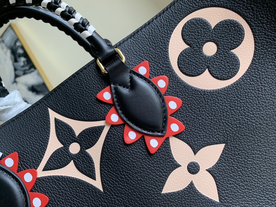 Crafty Onthego GM 41 Noir Monogram Canvas